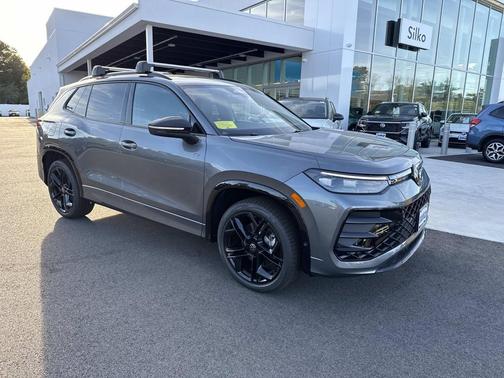 2025 Volkswagen Tiguan 2.0T SE R-Line Black 4MOTION
