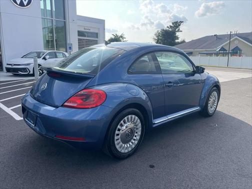 2016 Volkswagen Beetle 1.8T SE