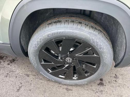 2025 Volkswagen Atlas 2.0T SE w/Technology 4MOTION
