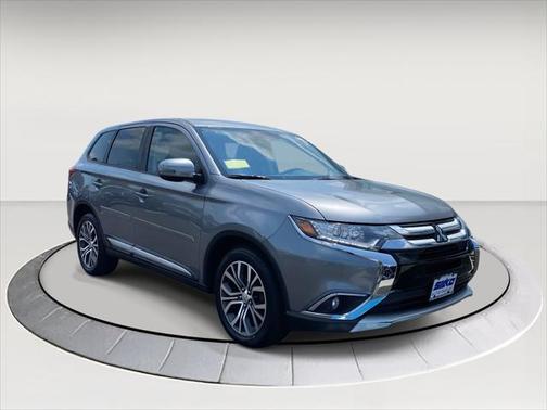 2017 Mitsubishi Outlander SE