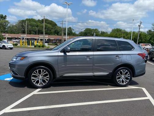 2017 Mitsubishi Outlander SE