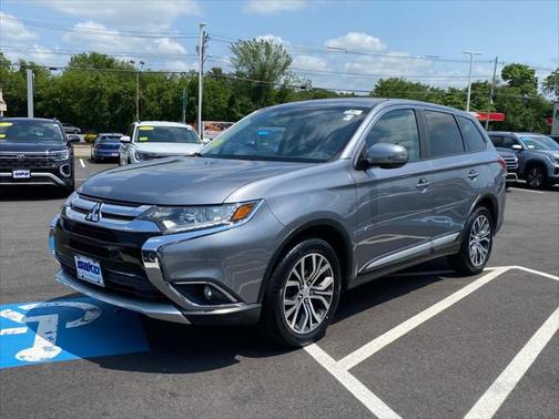 2017 Mitsubishi Outlander SE