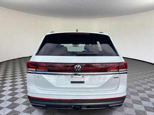 2026 Volkswagen Atlas 2.0T SE w/Technology 4MOTION