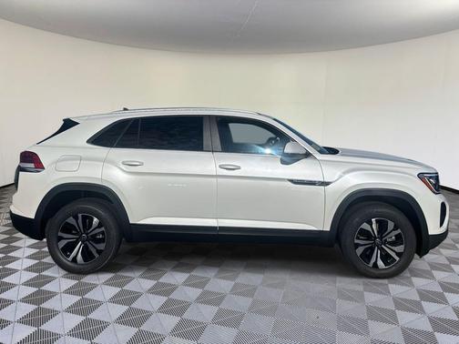 2026 Volkswagen Atlas Cross Sport 2.0T SE