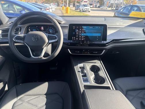 2026 Volkswagen Atlas Cross Sport 2.0T SE