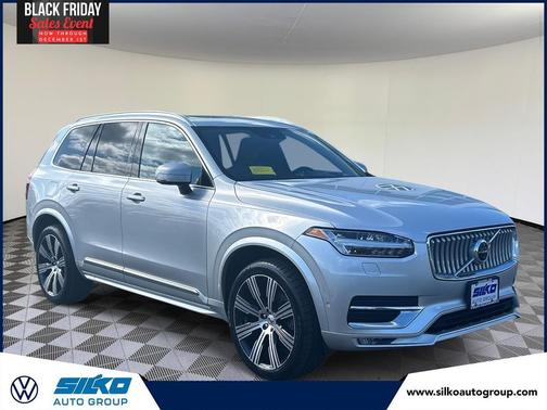 2022 Volvo XC90 T6 Inscription