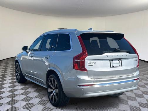 2022 Volvo XC90 T6 Inscription
