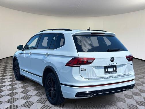 2022 Volkswagen Tiguan 2.0T SE R-Line Black 4MOTION