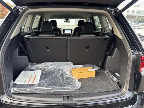 2026 Volkswagen Atlas 2.0T SE w/Technology 4MOTION