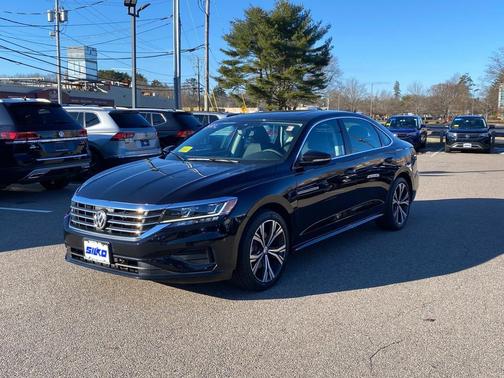 2021 Volkswagen Passat 2.0T SE