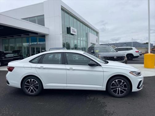 2025 Volkswagen Jetta 1.5T Sport