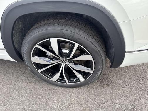 2026 Volkswagen Atlas 2.0T SEL Premium R-Line 4MOTION