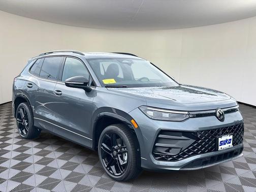 2025 Volkswagen Tiguan 2.0T SE R-Line Black 4MOTION