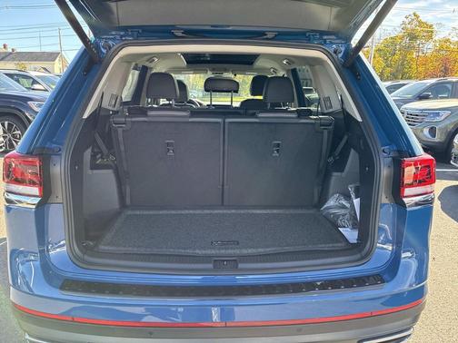 2026 Volkswagen Atlas 2.0T SE w/Technology 4MOTION