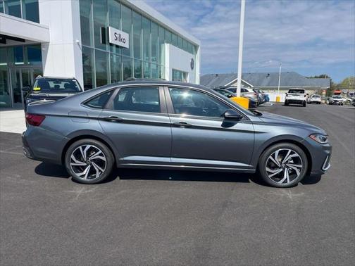 2025 Volkswagen Jetta 1.5T SEL