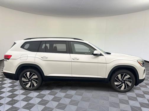2026 Volkswagen Atlas 2.0T SE w/Technology 4MOTION