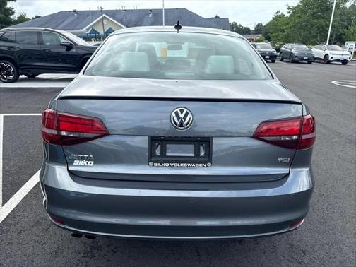 2016 Volkswagen Jetta 1.8T Sport