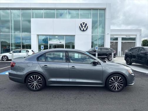 2016 Volkswagen Jetta 1.8T Sport