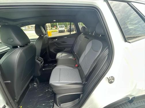 2025 Volkswagen Tiguan 2.0T SE R-Line Black 4MOTION
