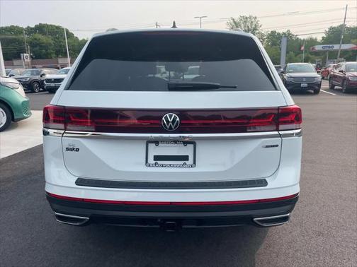 2025 Volkswagen Atlas 2.0T SE w/Technology 4MOTION