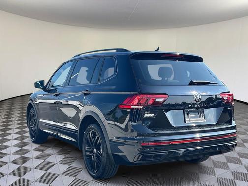 2022 Volkswagen Tiguan 2.0T SE R-Line Black 4MOTION