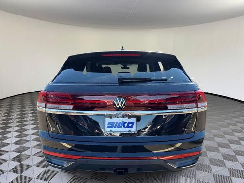 2026 Volkswagen Atlas Cross Sport 2.0T SE w/Technology 4MOTION