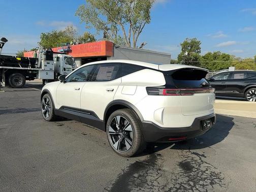 2025 Polestar 3