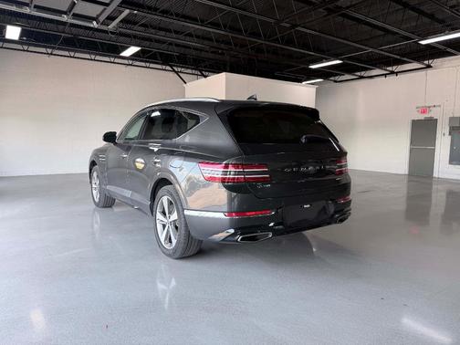 Makalu Gray 2024 Genesis GV80 3.5T