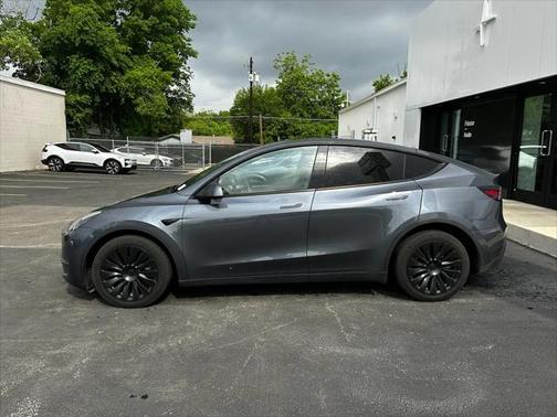 2023 Tesla Model Y Long Range Dual Motor All-Wheel Drive
