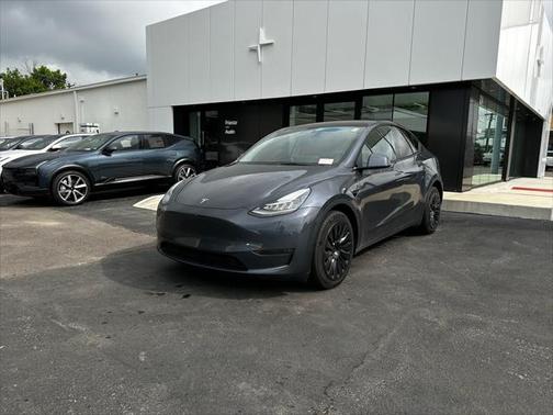 2023 Tesla Model Y Long Range Dual Motor All-Wheel Drive