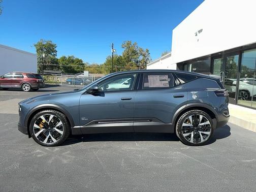 2025 Polestar 3 
