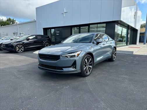 2022 Polestar 2 Long range Dual motor - AWD - Plus,Pilot