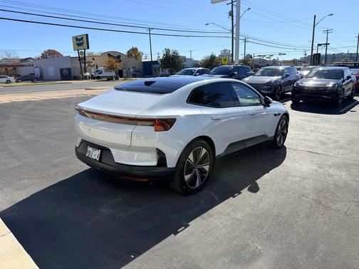 Lightning 2026 Polestar 4 Long Range Dual Motor