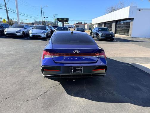 2025 Hyundai ELANTRA SEL