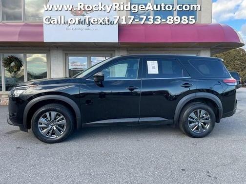 2024 Nissan Pathfinder S