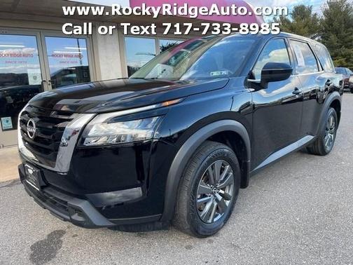 2024 Nissan Pathfinder S