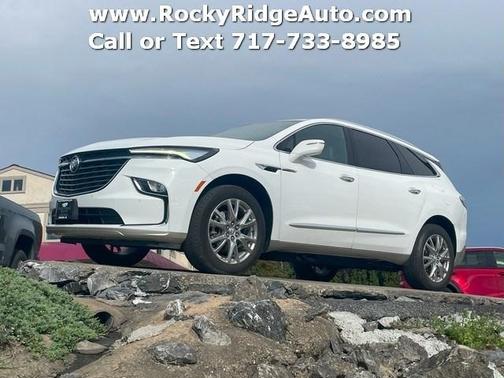 2023 Buick Enclave Essence