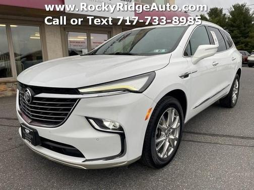 2023 Buick Enclave Essence