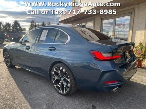 2025 BMW 330 i xDrive