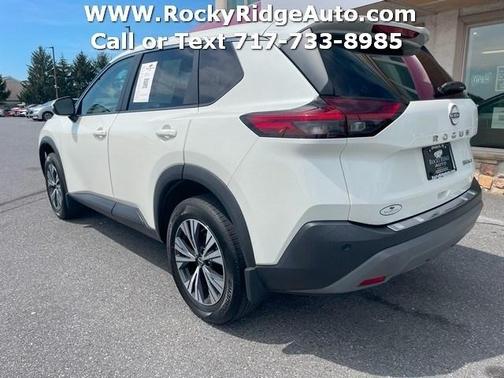 2022 Nissan Rogue SV