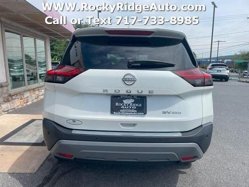 2022 Nissan Rogue SV