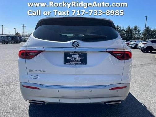 2023 Buick Enclave Essence