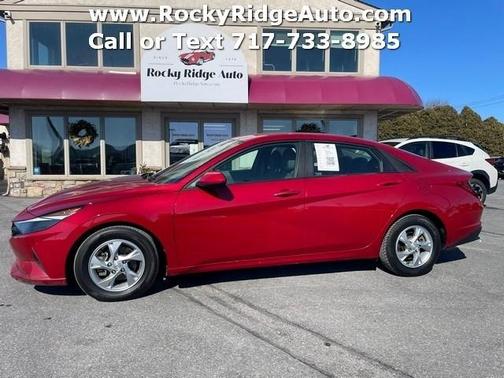 2022 Hyundai ELANTRA SE