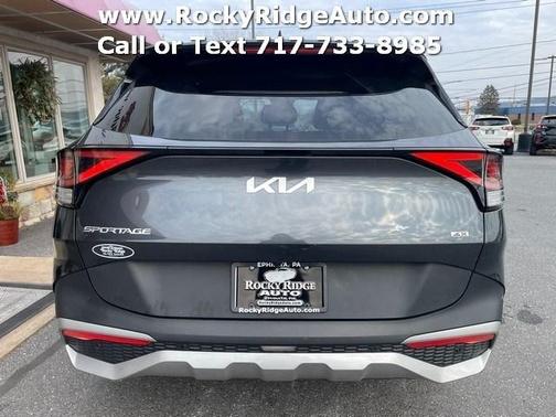2023 Kia Sportage EX