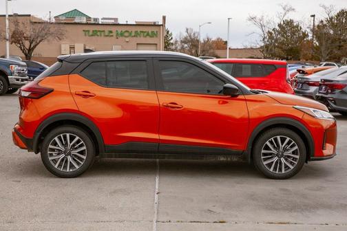 2024 Nissan Kicks SV