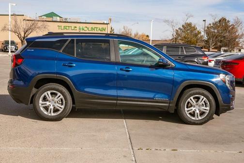 2022 GMC Terrain SLE