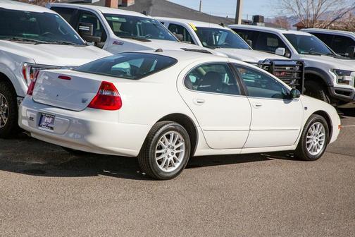 2004 Chrysler 300M Base