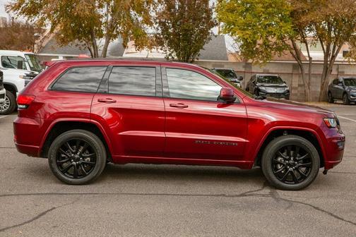 2019 Jeep Grand Cherokee Altitude