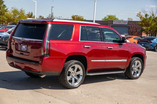 2019 Cadillac Escalade Luxury