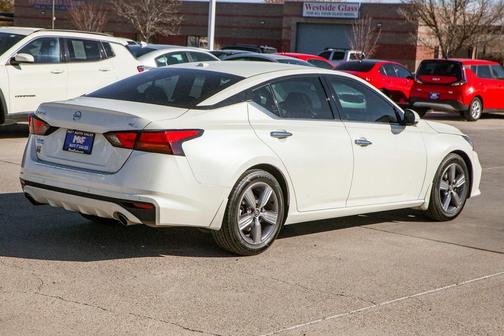 2022 Nissan Altima 2.5 SL